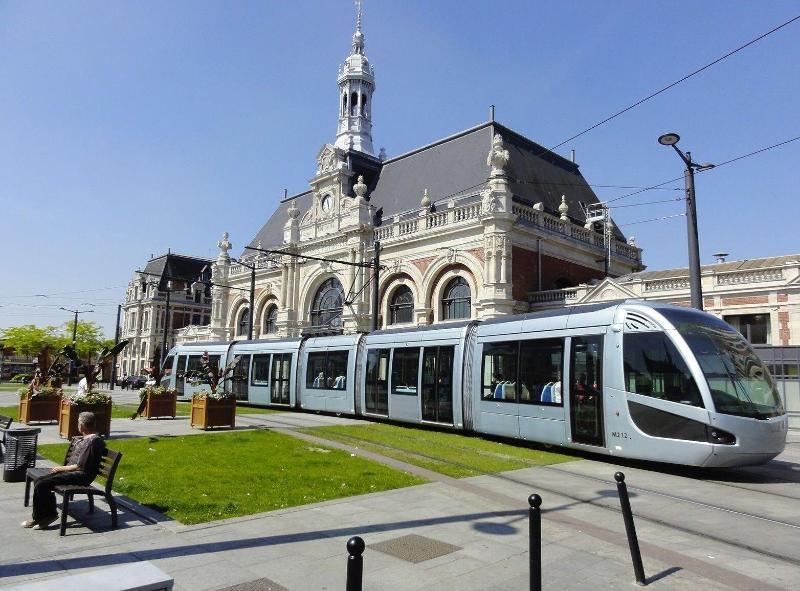 Modern'Hotel Valenciennes Exterior photo